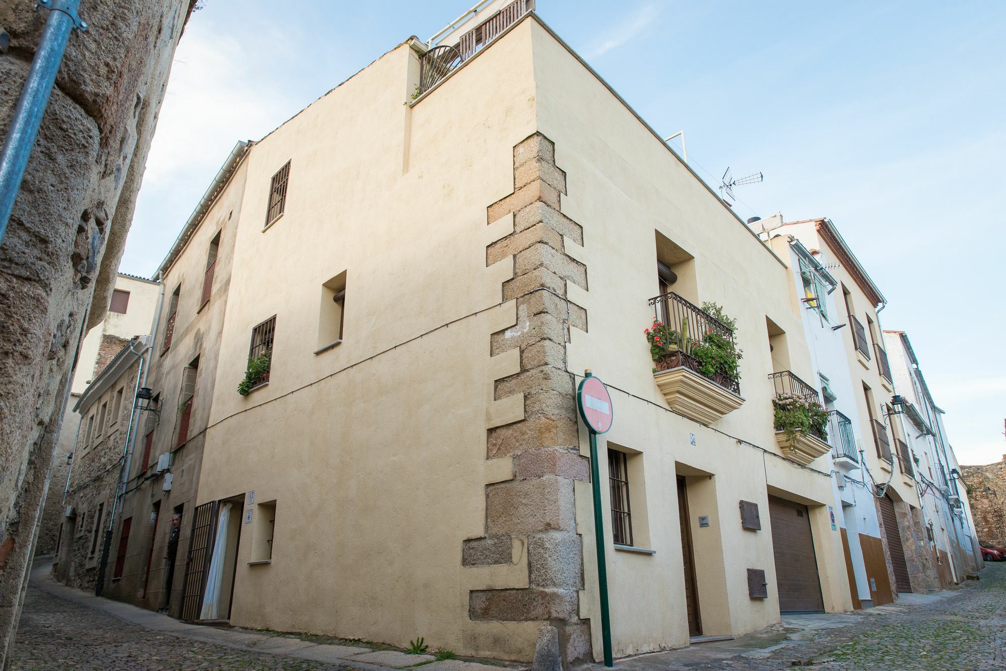 Apartamento Adarve Caces Exterior foto